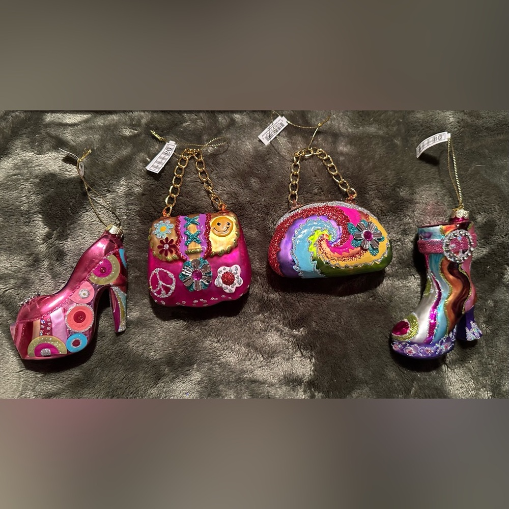 Beautiful NEW Blown Glass Ornament Set of 4